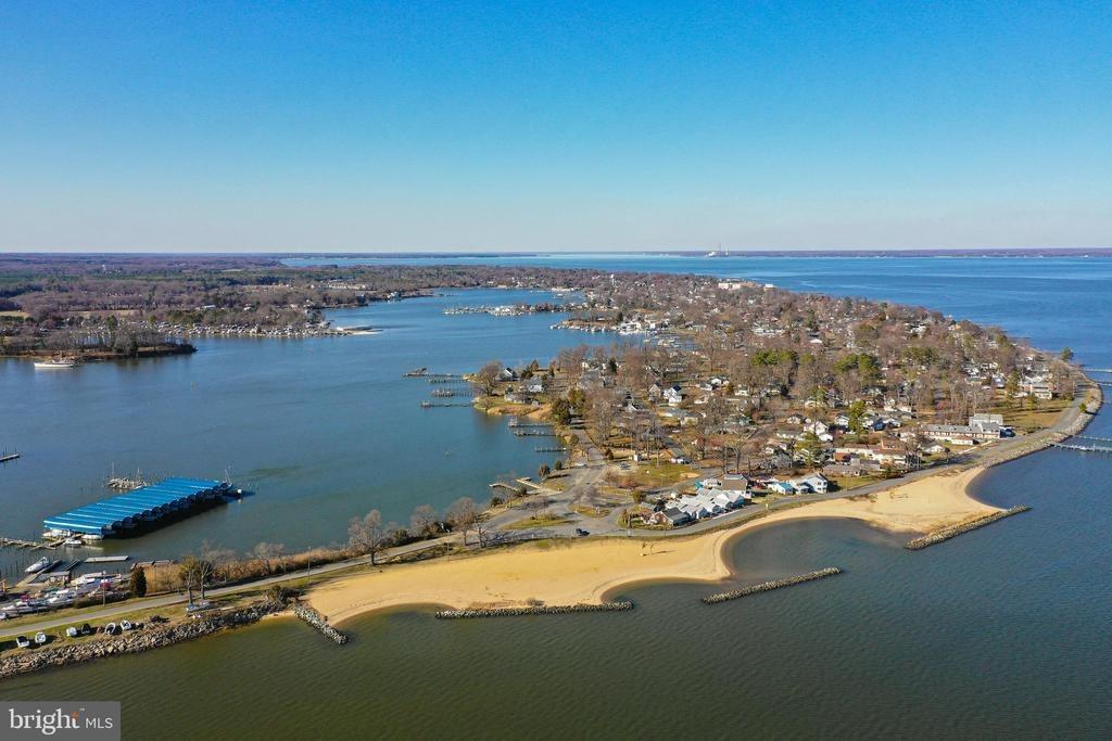 Lossing Ave, Colonial Beach, VA 22443