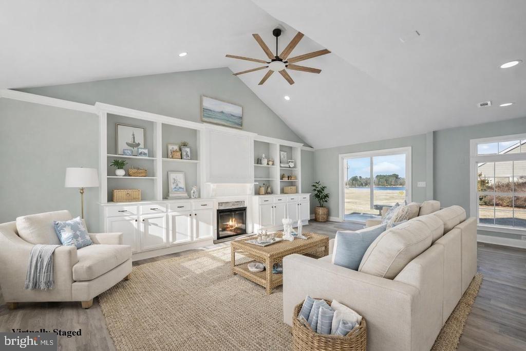 Sunnybank Rd, Reedville, VA 22539
