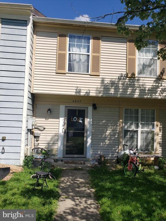 Grosbeak Pl, Waldorf, MD 20603