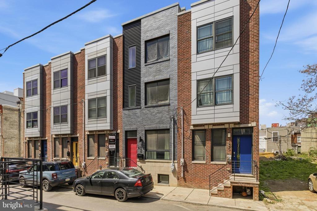N Myrtlewood St, Philadelphia, PA 19121