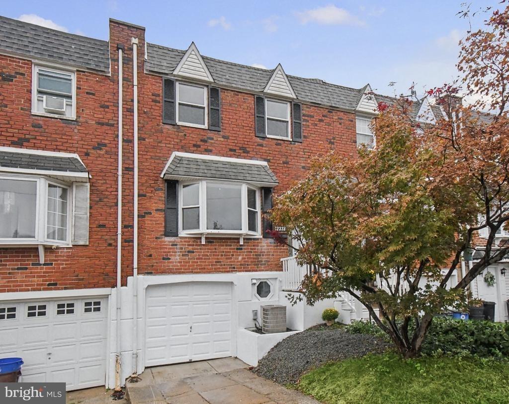 Wyndom Rd, Philadelphia, PA 19154
