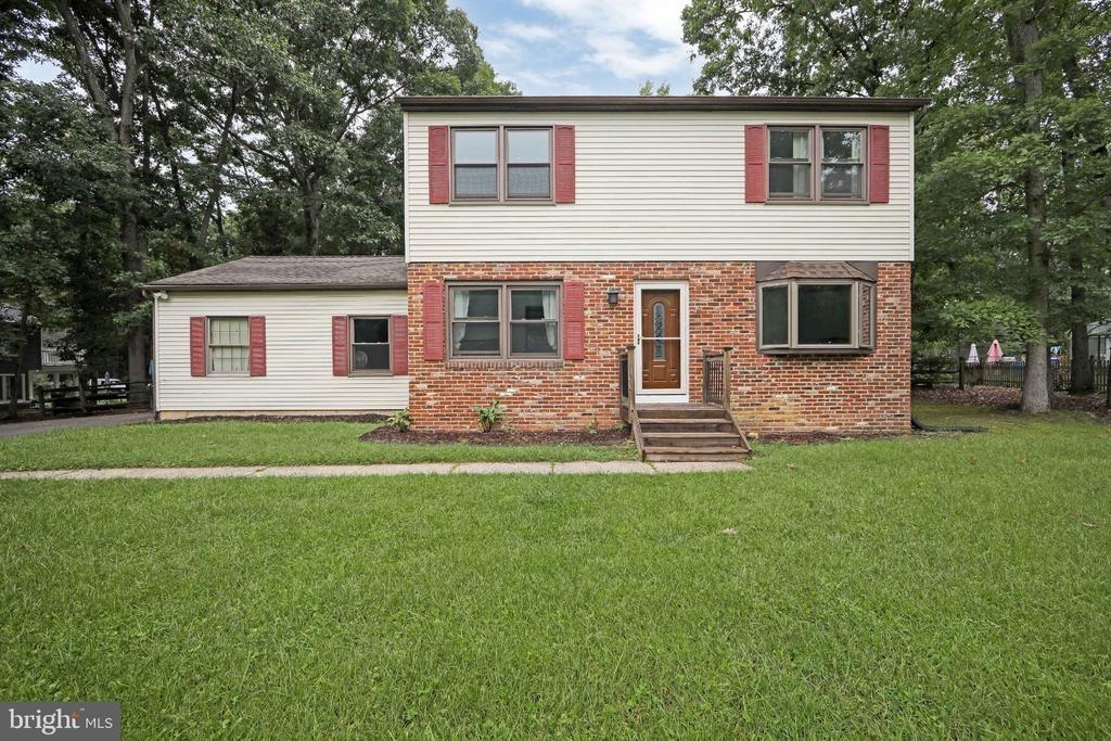 Shawnee Trl, Shamong, NJ 08088