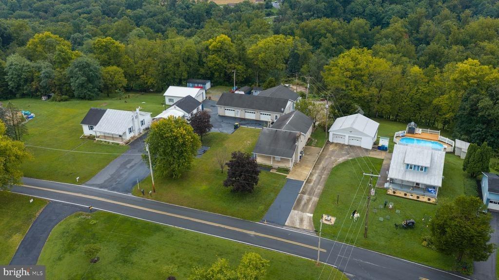 Hykes Mill Rd, Manchester, PA 17345
