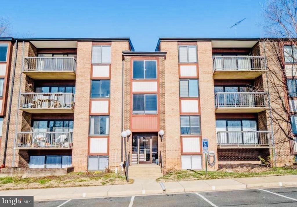 Kingsbridge Dr, Fairfax, VA 22031