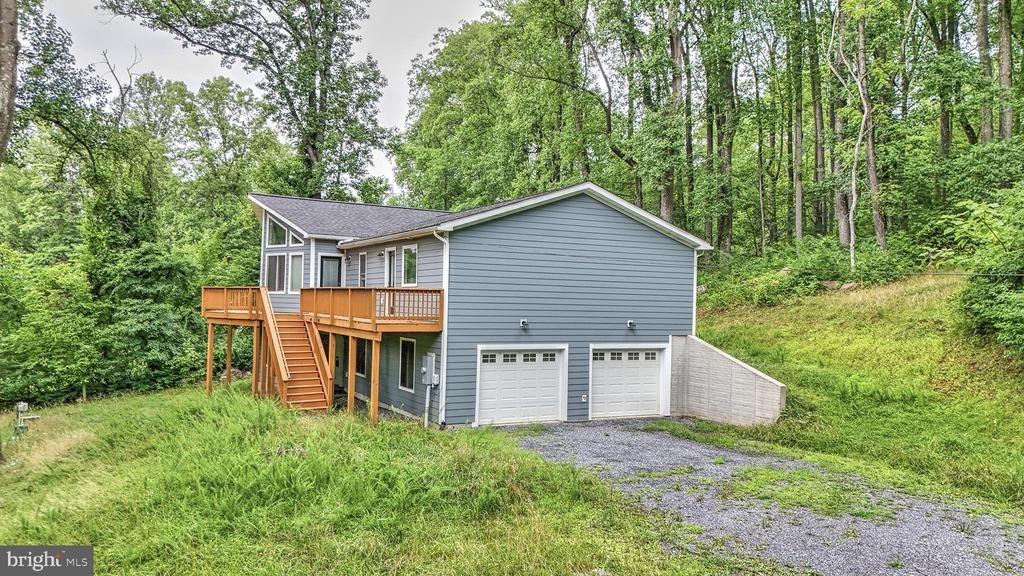 Reid Dr, Front Royal, VA 22630