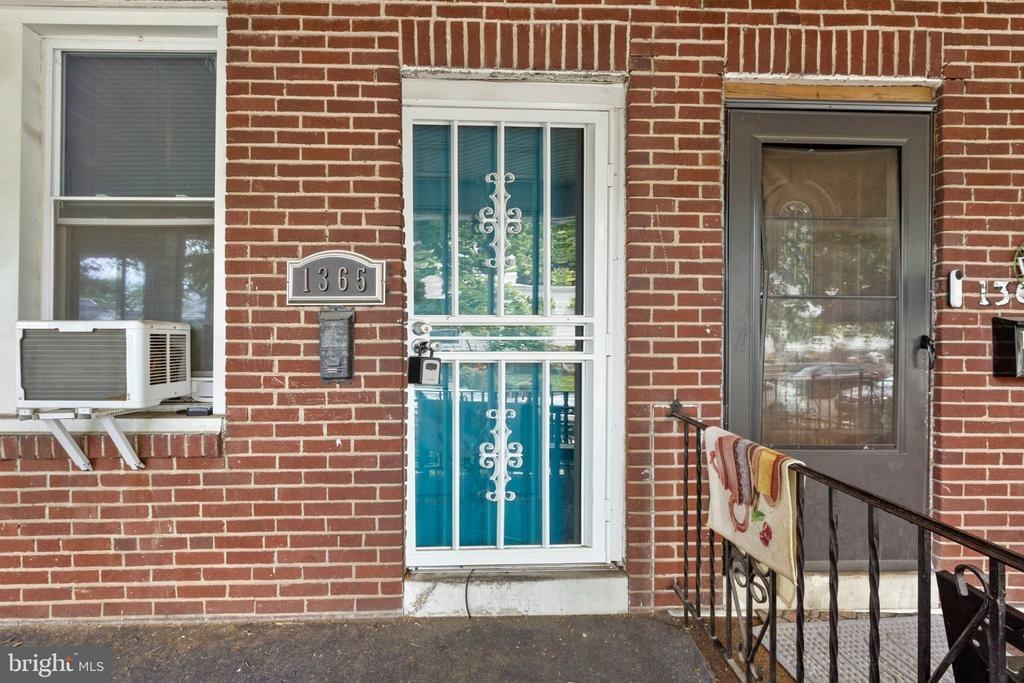 Dyre St, Philadelphia, PA 19124