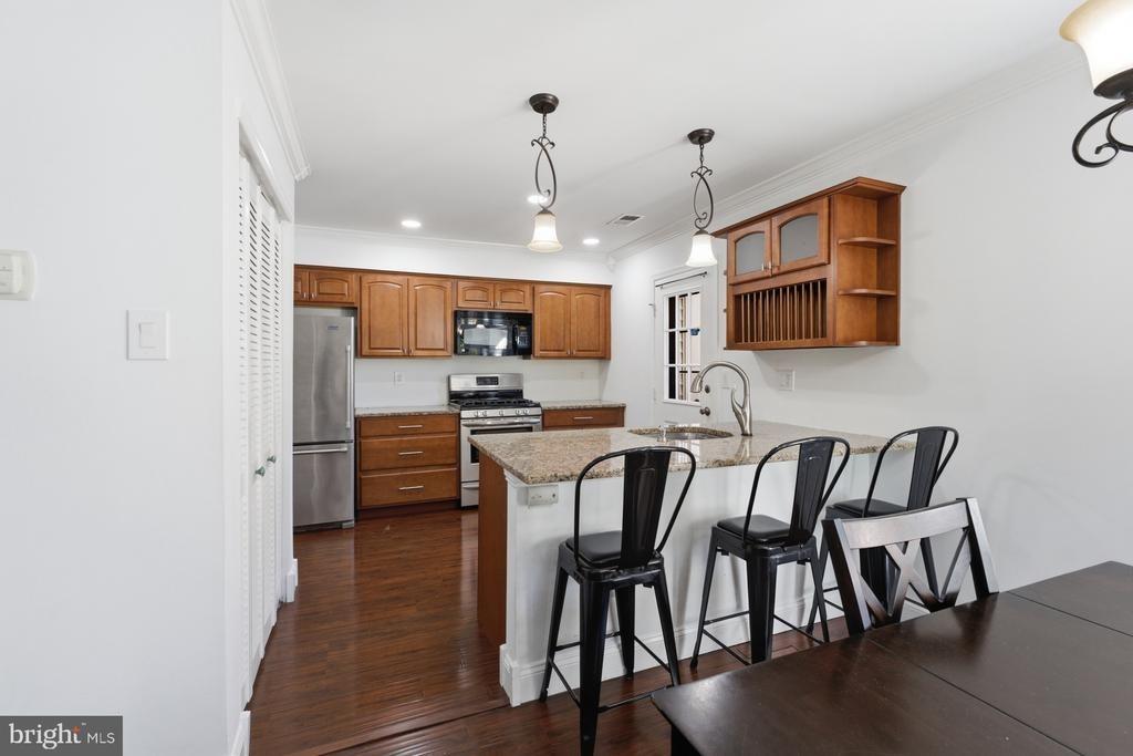 Carlyle Ct, Robbinsville, NJ 08691