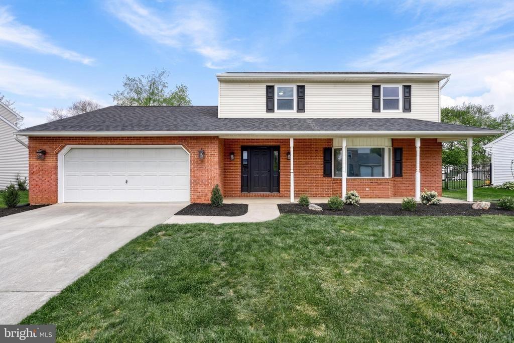 Bourbon Red Dr, Mechanicsburg, PA 17050