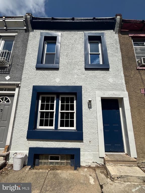 E Cosgrove St, Philadelphia, PA 19144