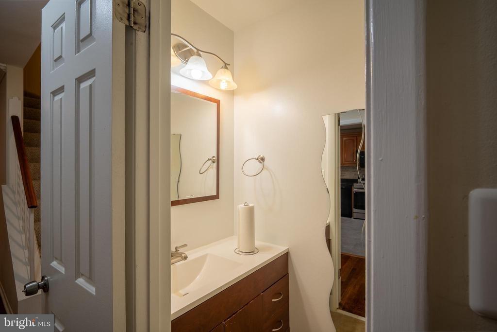 Old Columbia Pik # 39, Silver Spring, MD 20904