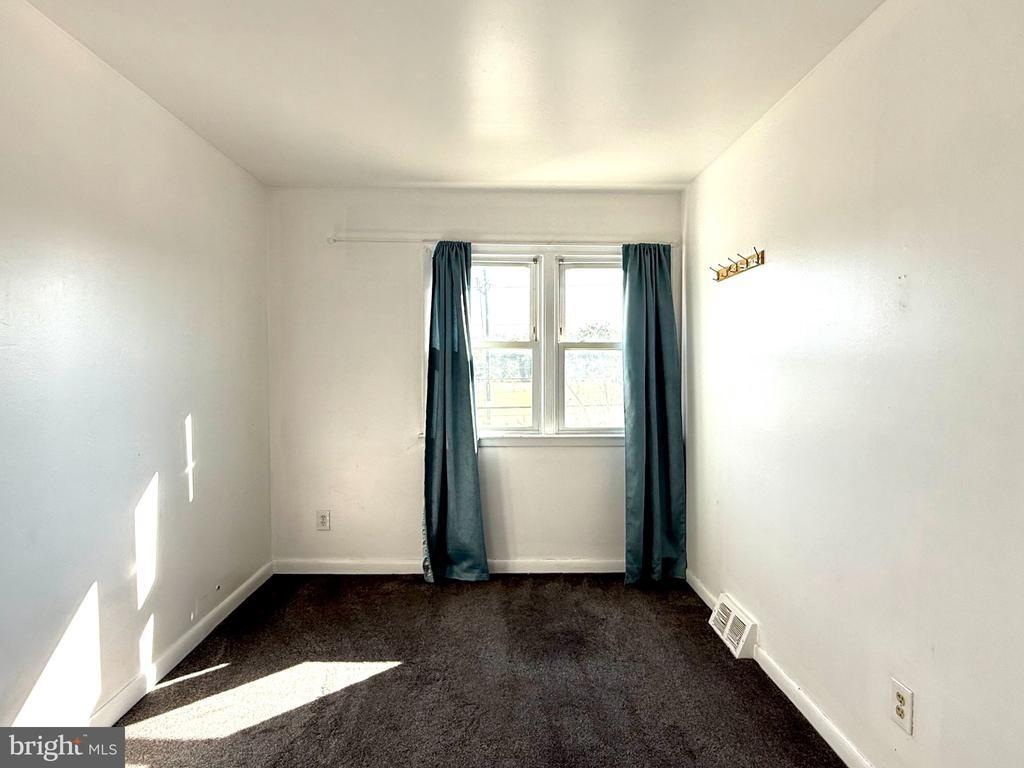 Southampton Rd, Philadelphia, PA 19116
