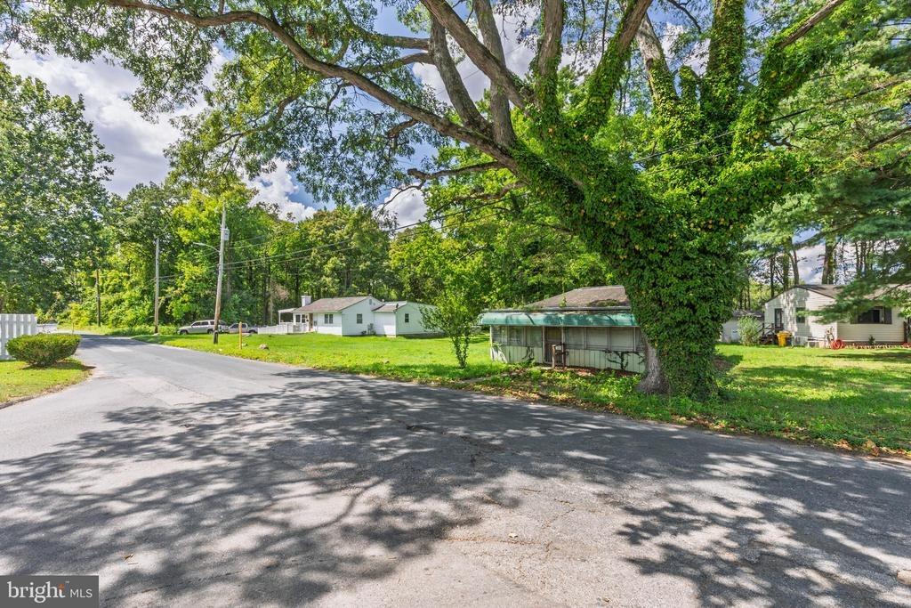 Green Acres Dr, Glen Burnie, MD 21060