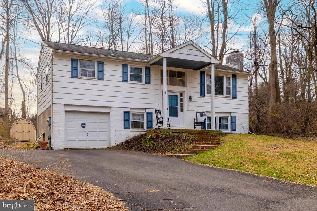 Fieldwood Rd, Southampton, PA 18966