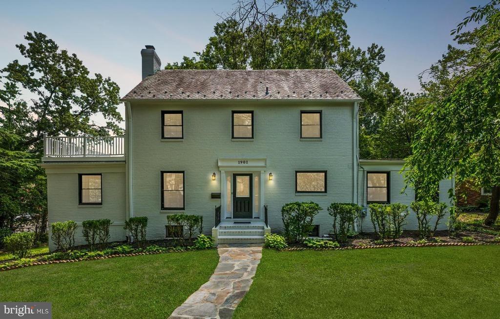 Belle Haven Rd, Alexandria, VA 22307