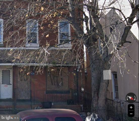 Highland Ave, Chester, PA 19013