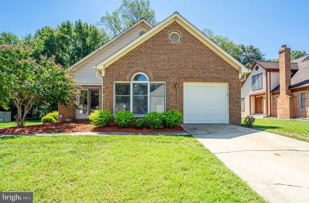 Hobart St, Springdale, MD 20774