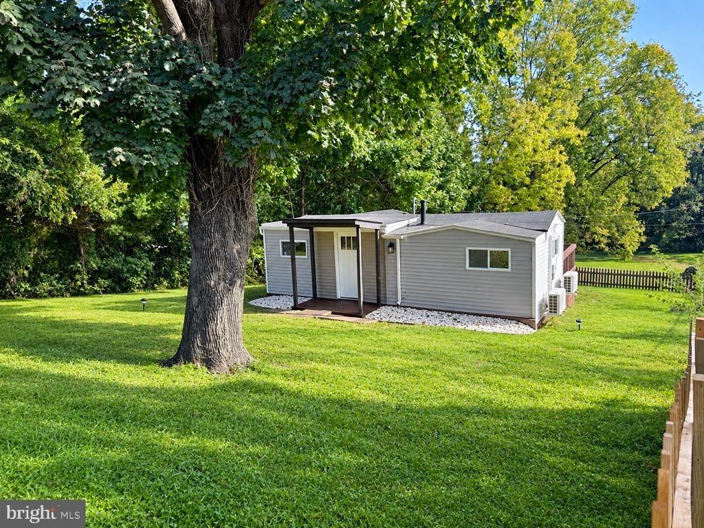 High St, Emigsville, PA 17318