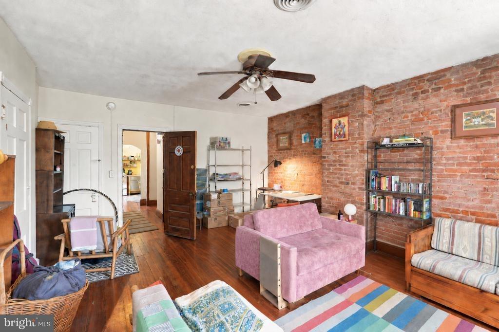 S 49th St, Philadelphia, PA 19143