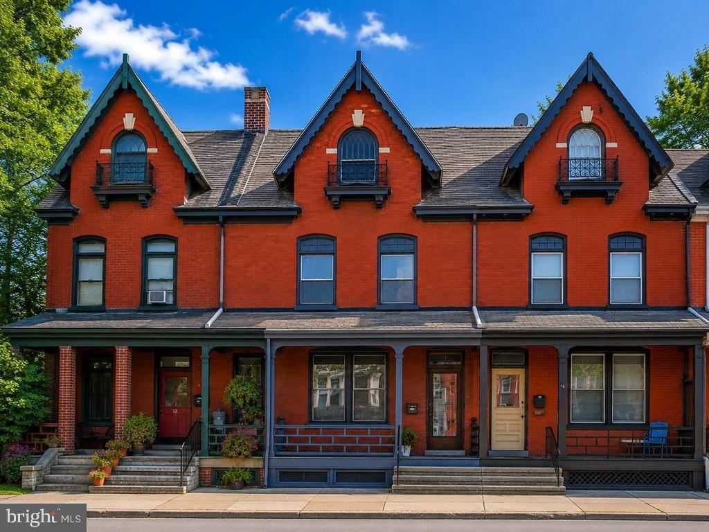 W Liberty St, Lancaster, PA 17603