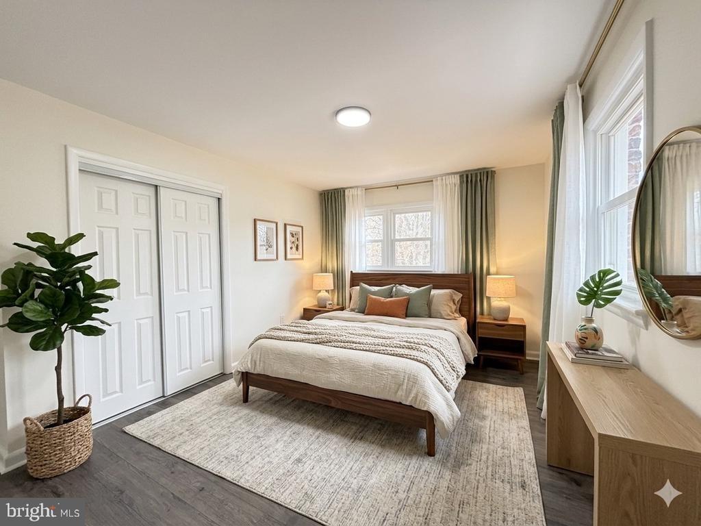 Huron Dr, Gainesville, VA 20155