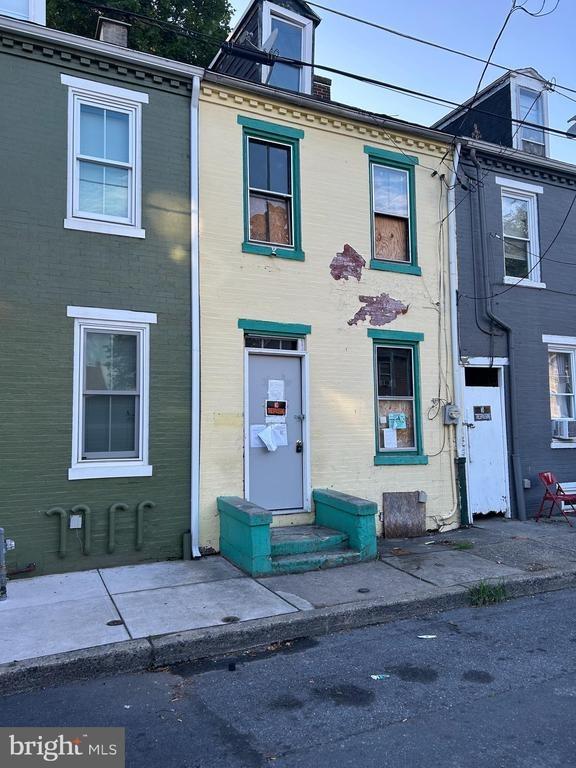 Woodward St, Lancaster, PA 17602