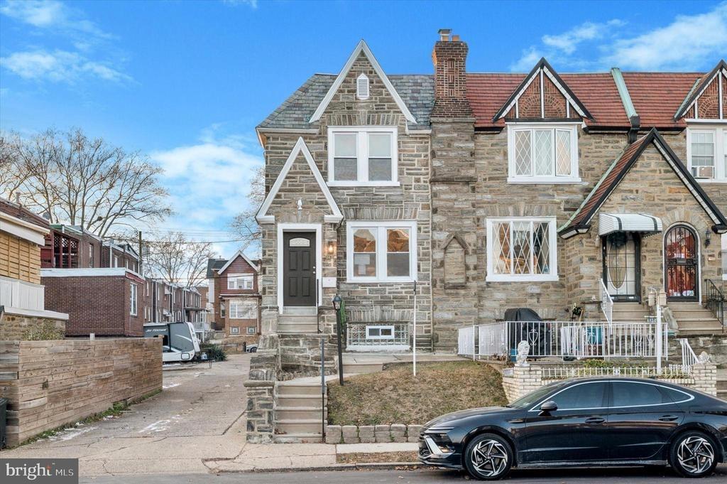 N 15th St, Philadelphia, PA 19126