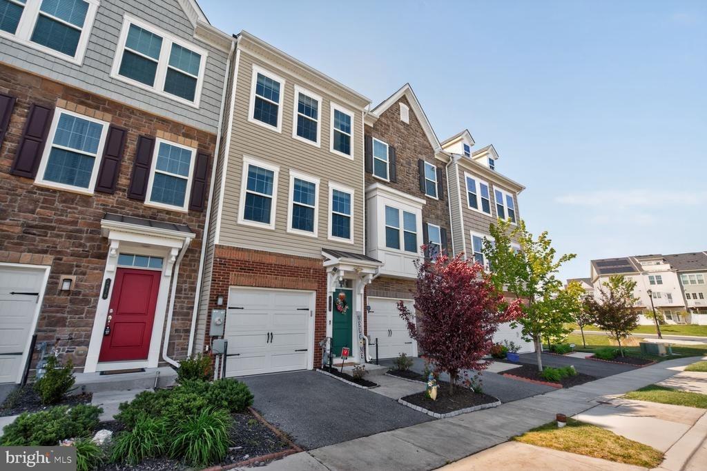Koens Ct, Hanover, MD 21076