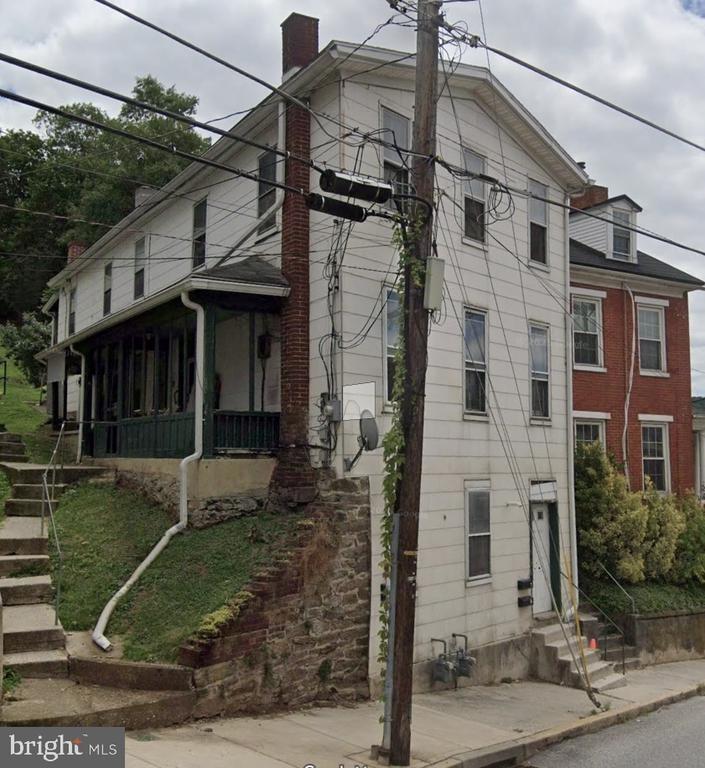 Church St, Glen Rock, PA 17327