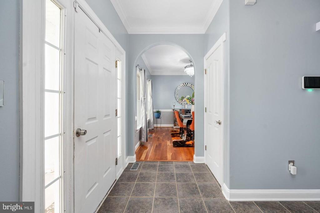 Betsy St, Fredericksburg, VA 22408
