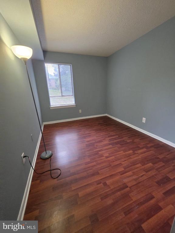 Stoneview Sq, Reston, VA 20191