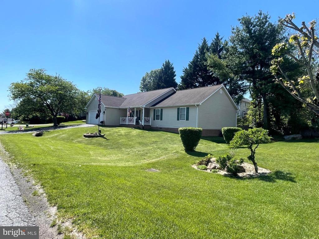 Talisman Dr, Martinsburg, WV 25403