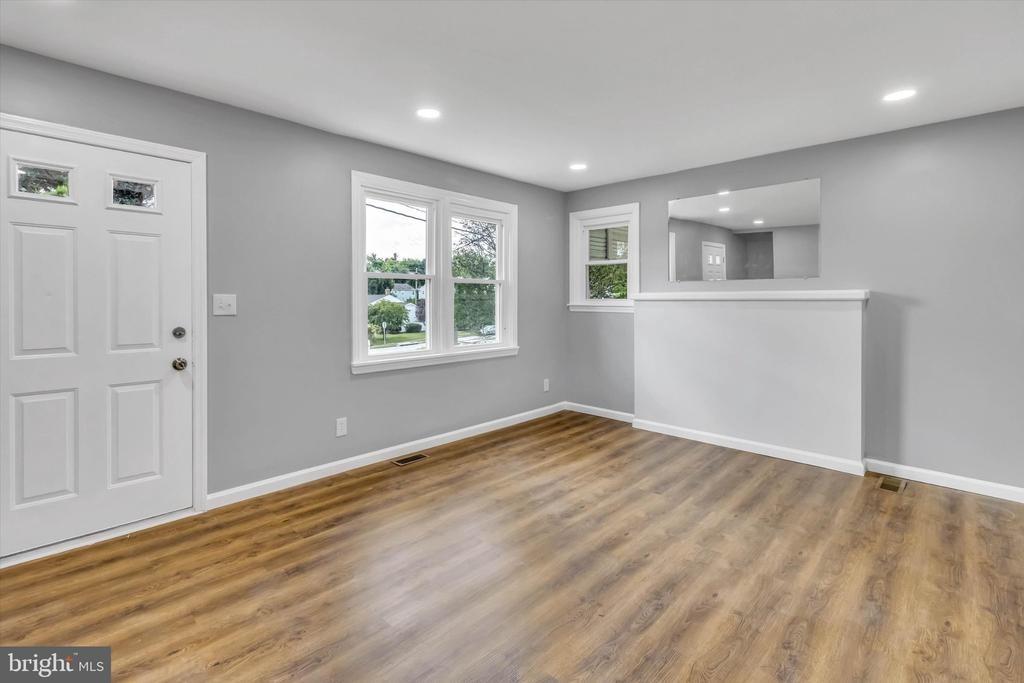 Edmondson Ave, Catonsville, MD 21228