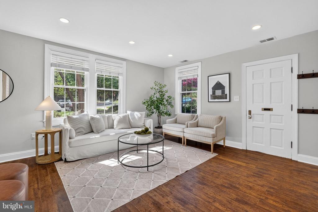 13th Rd S, Arlington, VA 22204