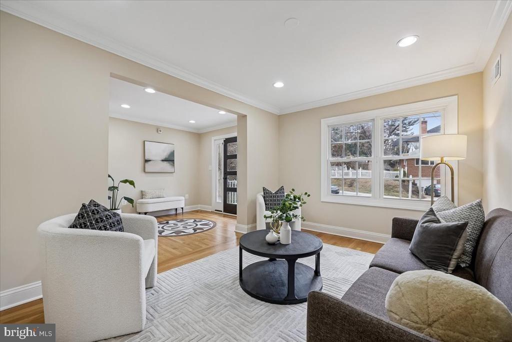 Derussey Pkwy, Chevy Chase, MD 20815