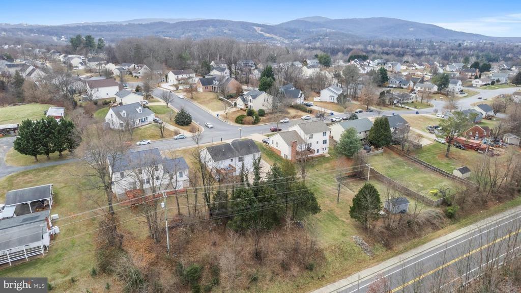Stuart Dr, Front Royal, VA 22630