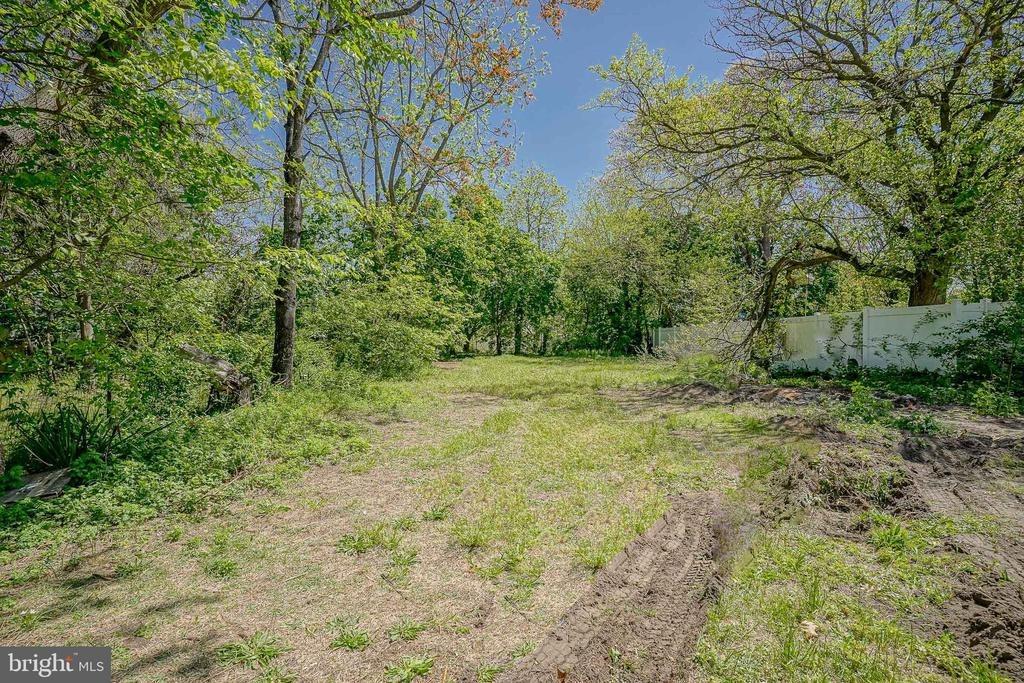 N 3rd St, Millville, NJ 08332