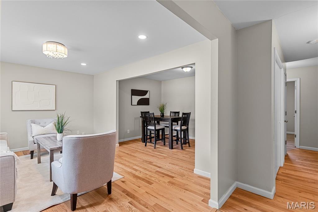 Galba Dr, Florissant, MO 63033