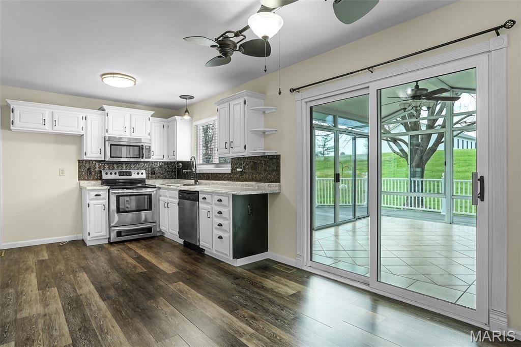 Weatherby Ct, Washington, MO 63090