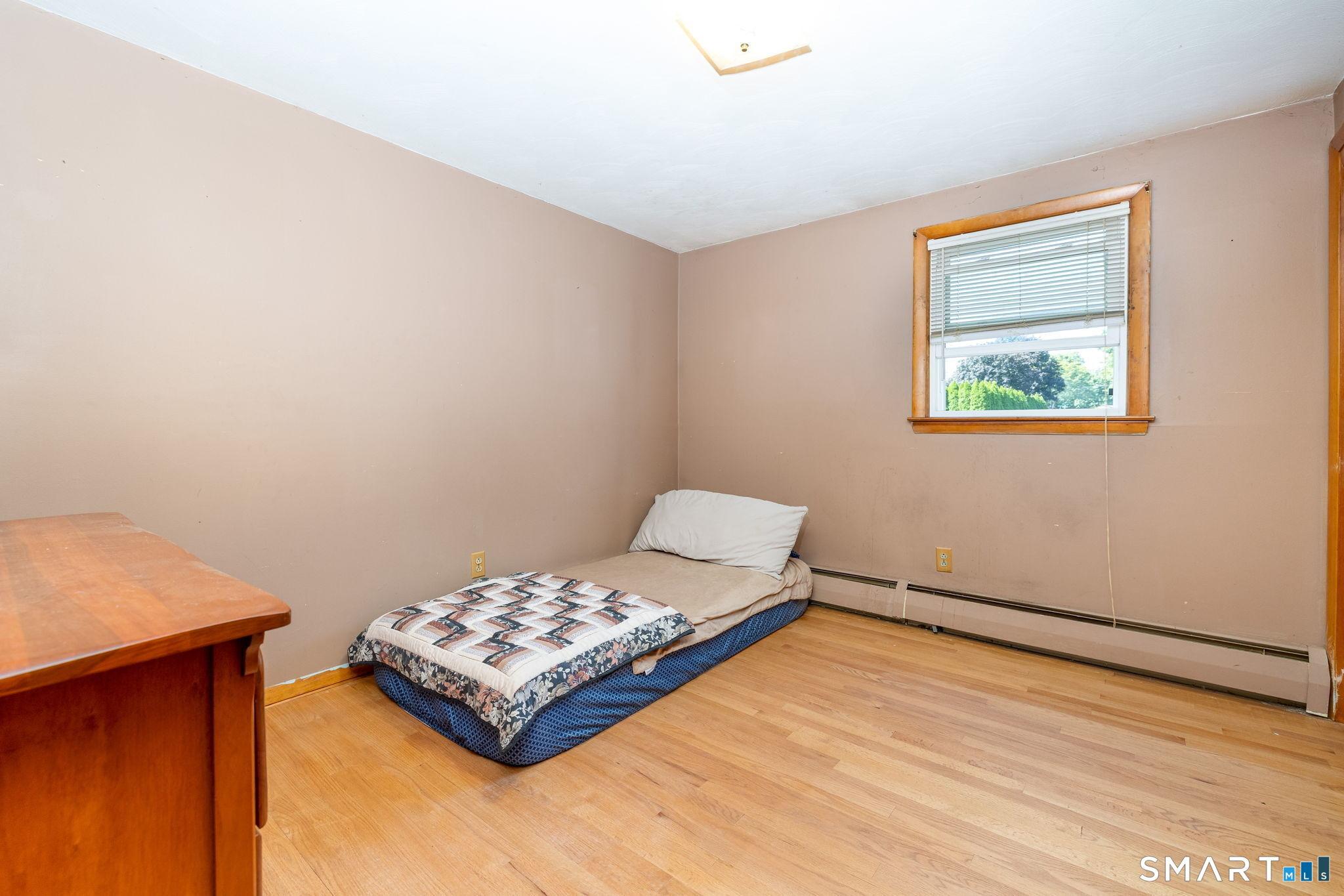 Charter Rd, Wethersfield, CT 06109