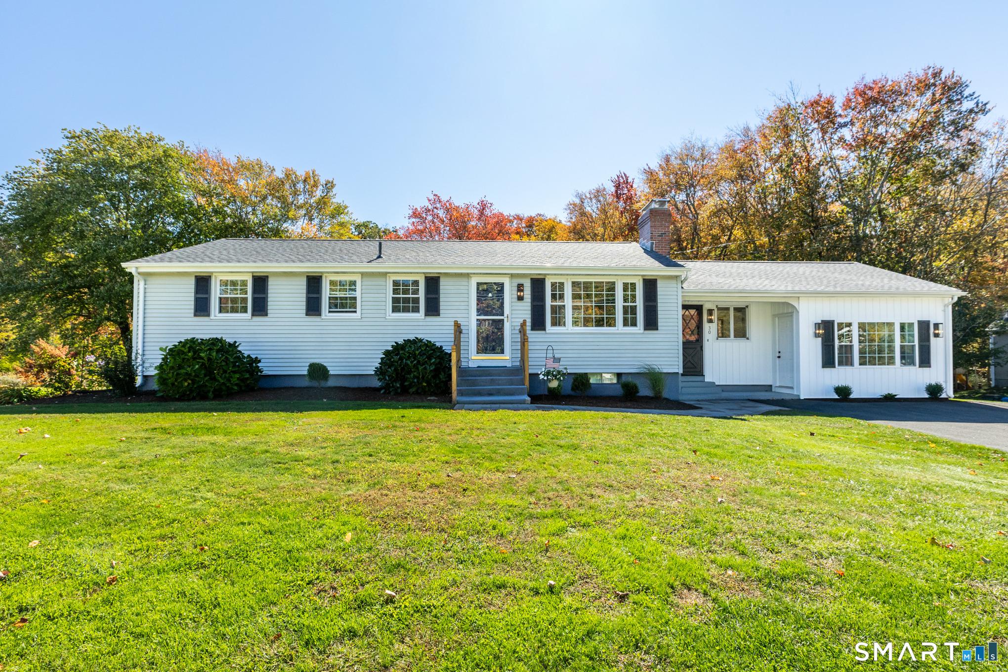 Elgin Dr, Tolland, CT 06084