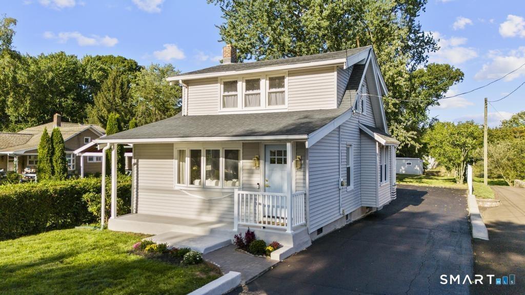 S Montowese St, Branford, CT 06405