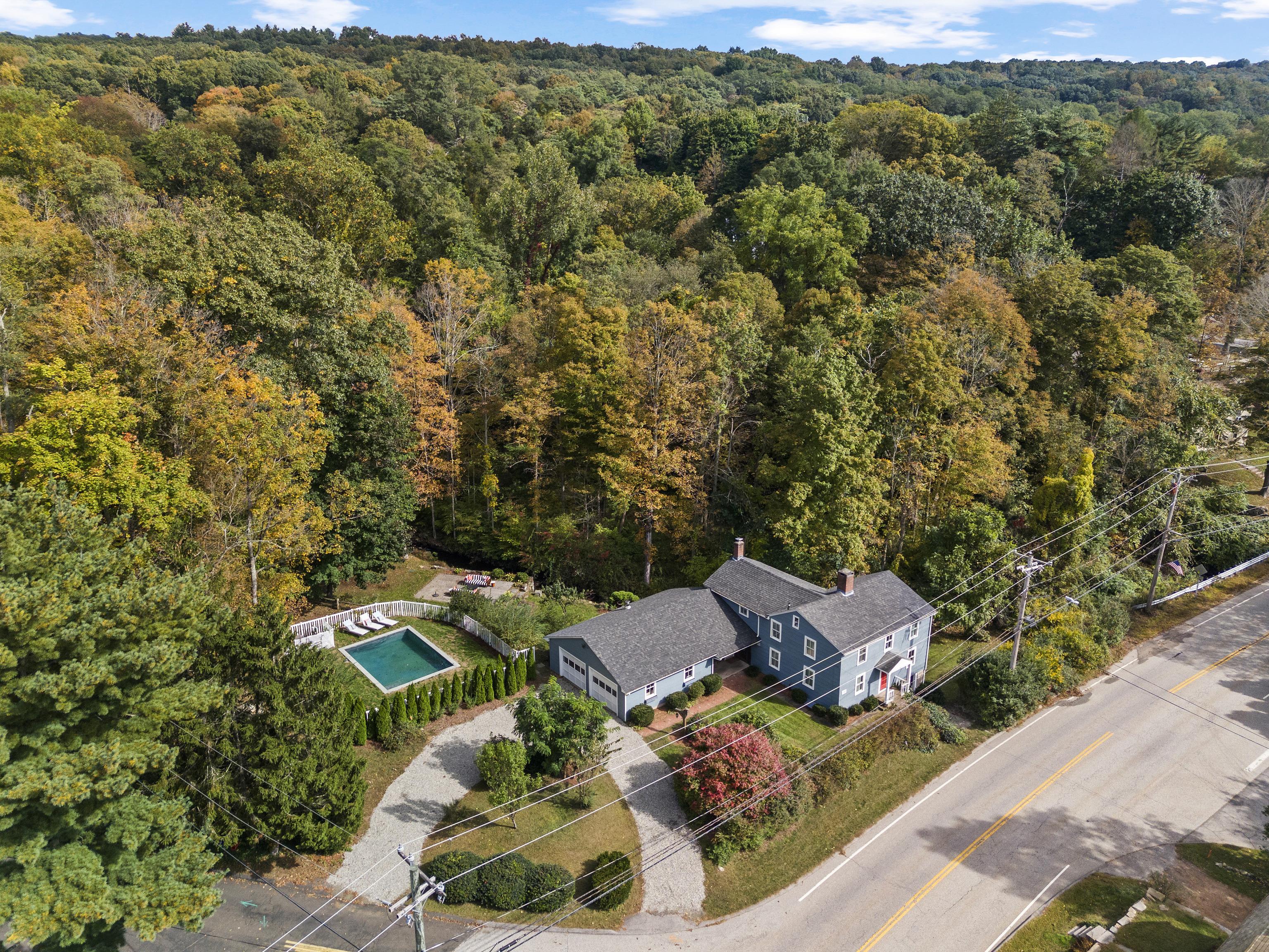 Middle Haddam Rd, Middle Haddam, CT 06456