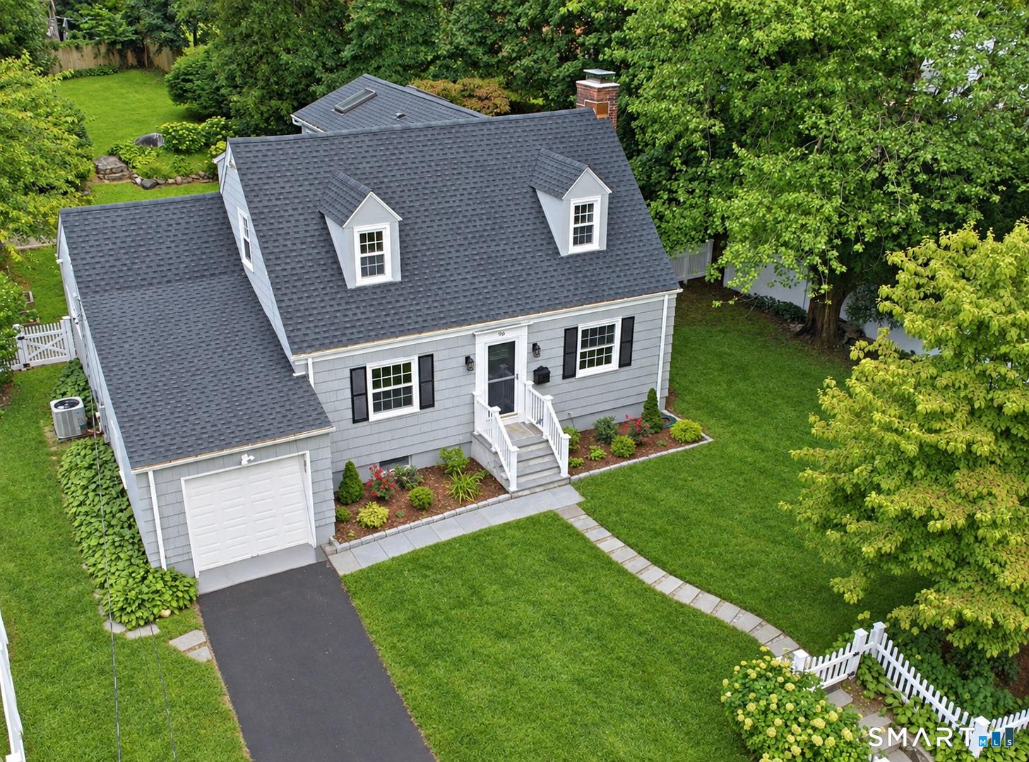 Woodbury Ave, Stamford, CT 06907