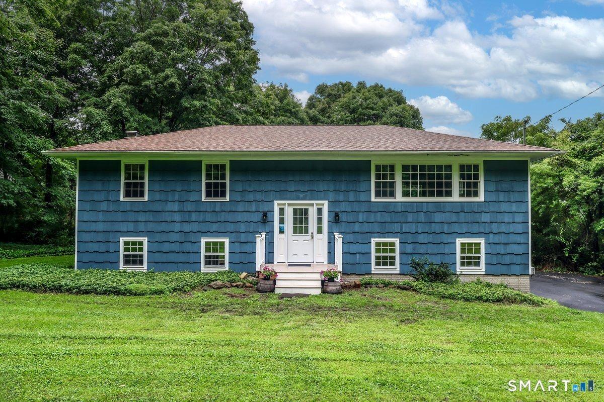 Upland Rd, New Milford, CT 06776