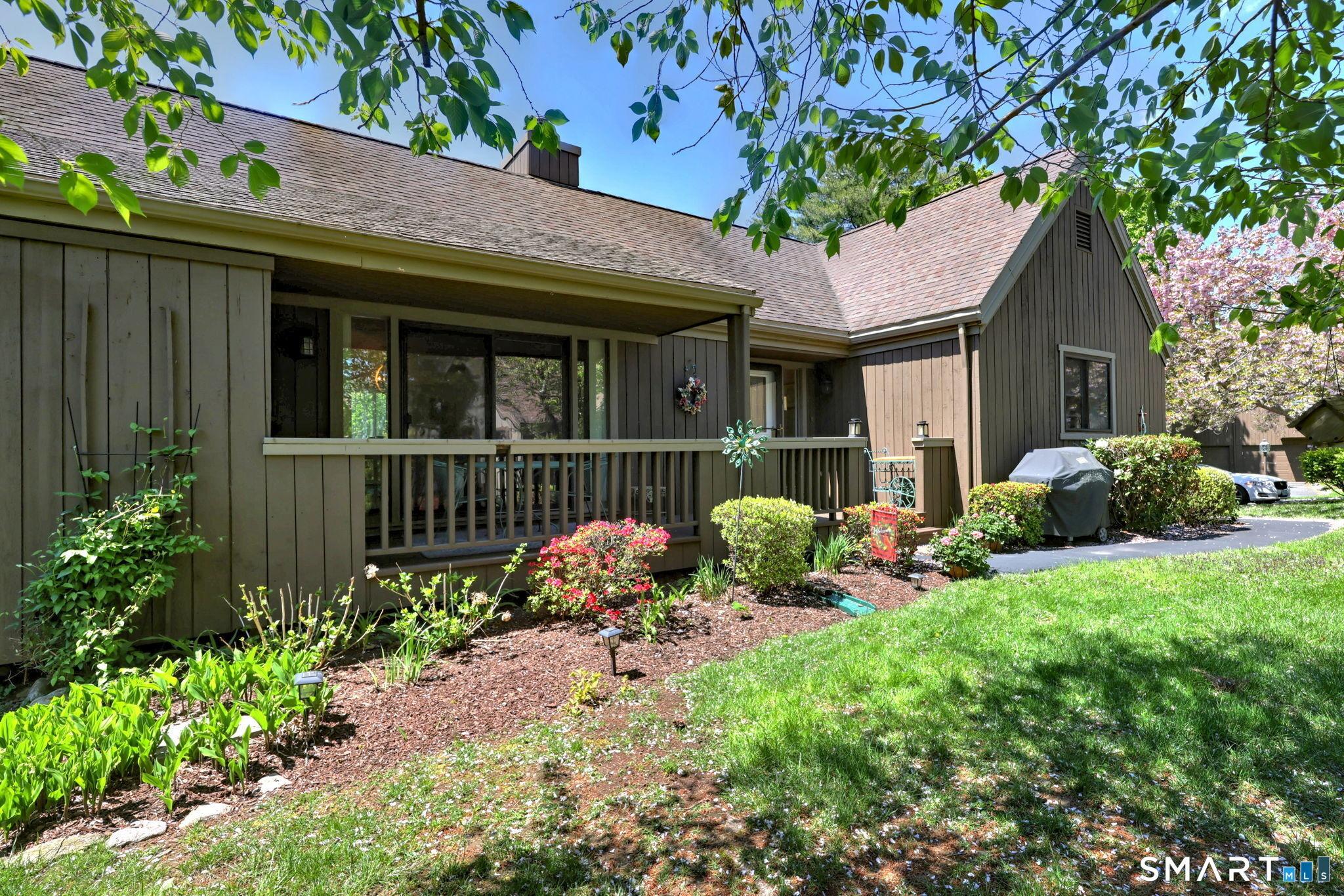 Seminole Ln, Stratford, CT 06614