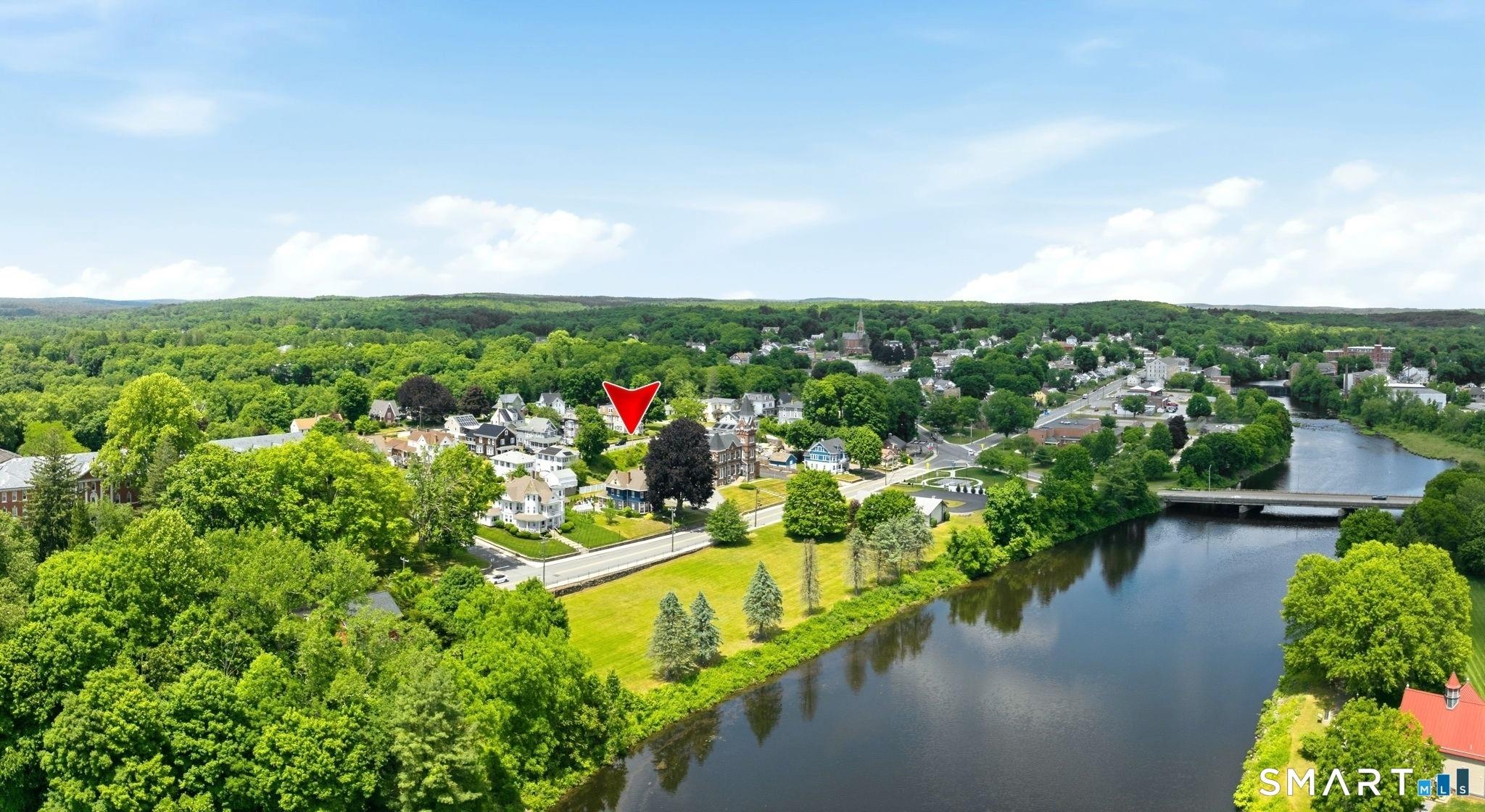 Church St, Putnam, CT 06260