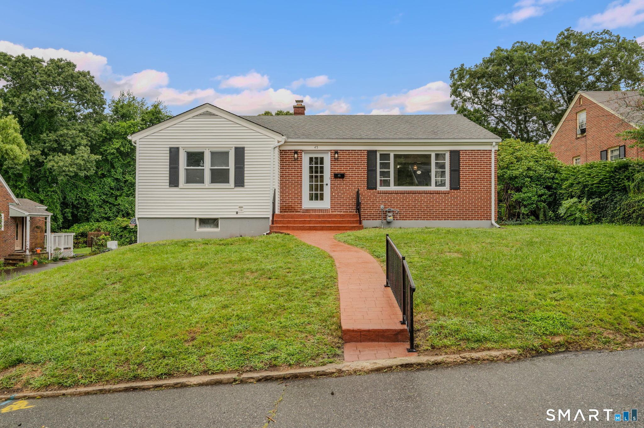 Mansfield Rd, New London, CT 06320