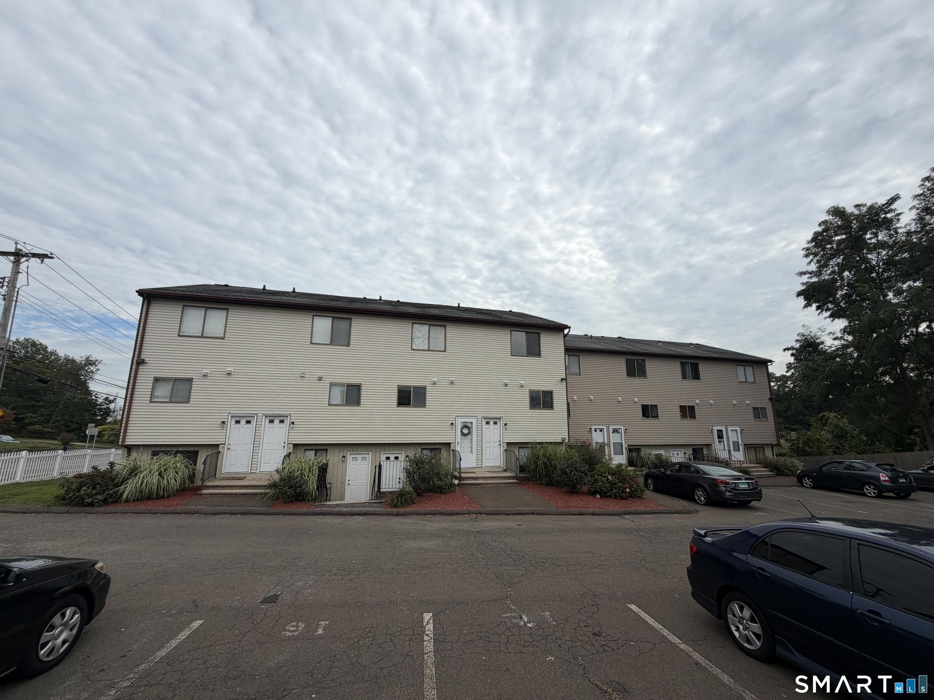 First Ave, West Haven, CT 06516