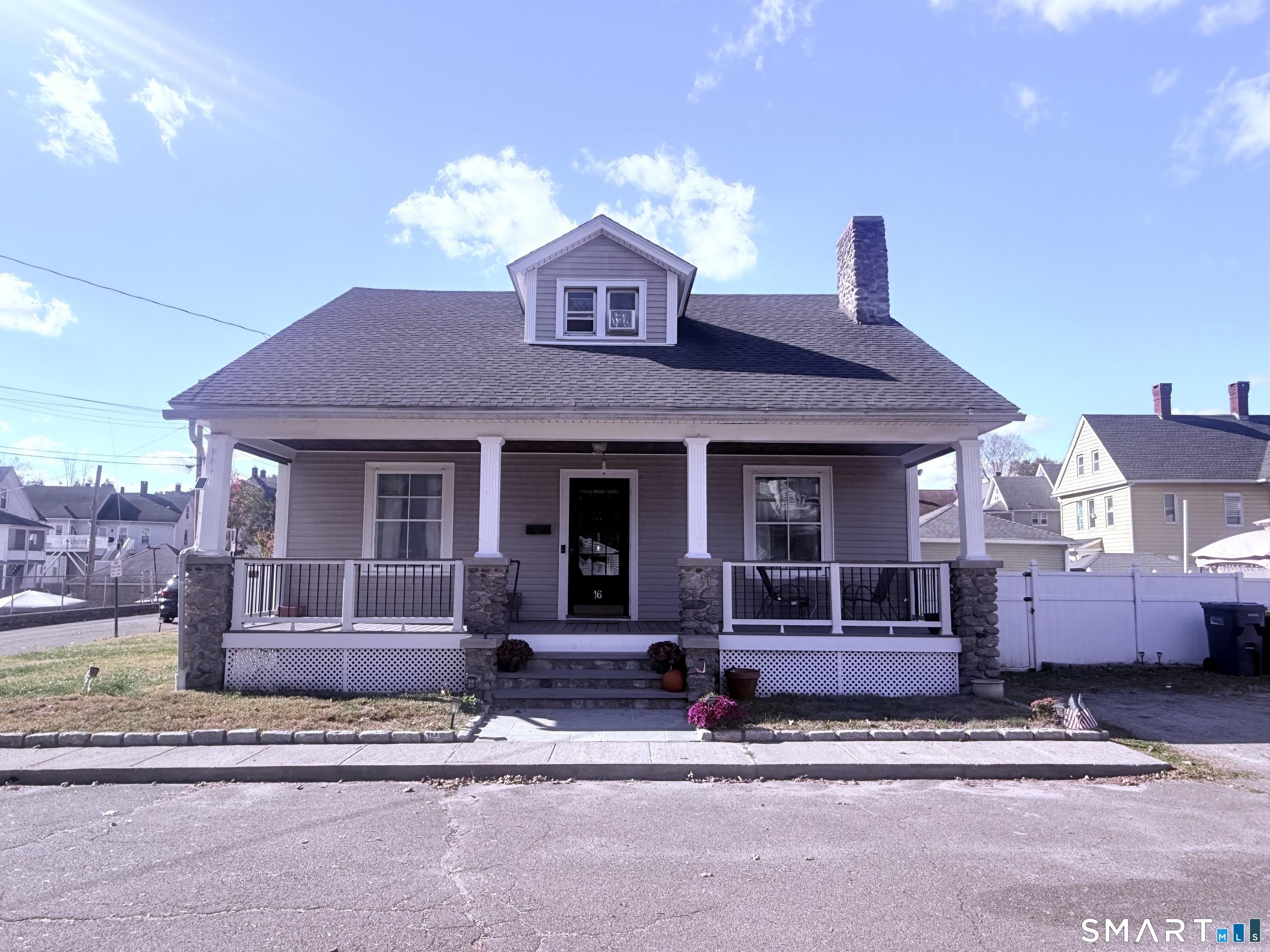 Holbrook Ct, Ansonia, CT 06401