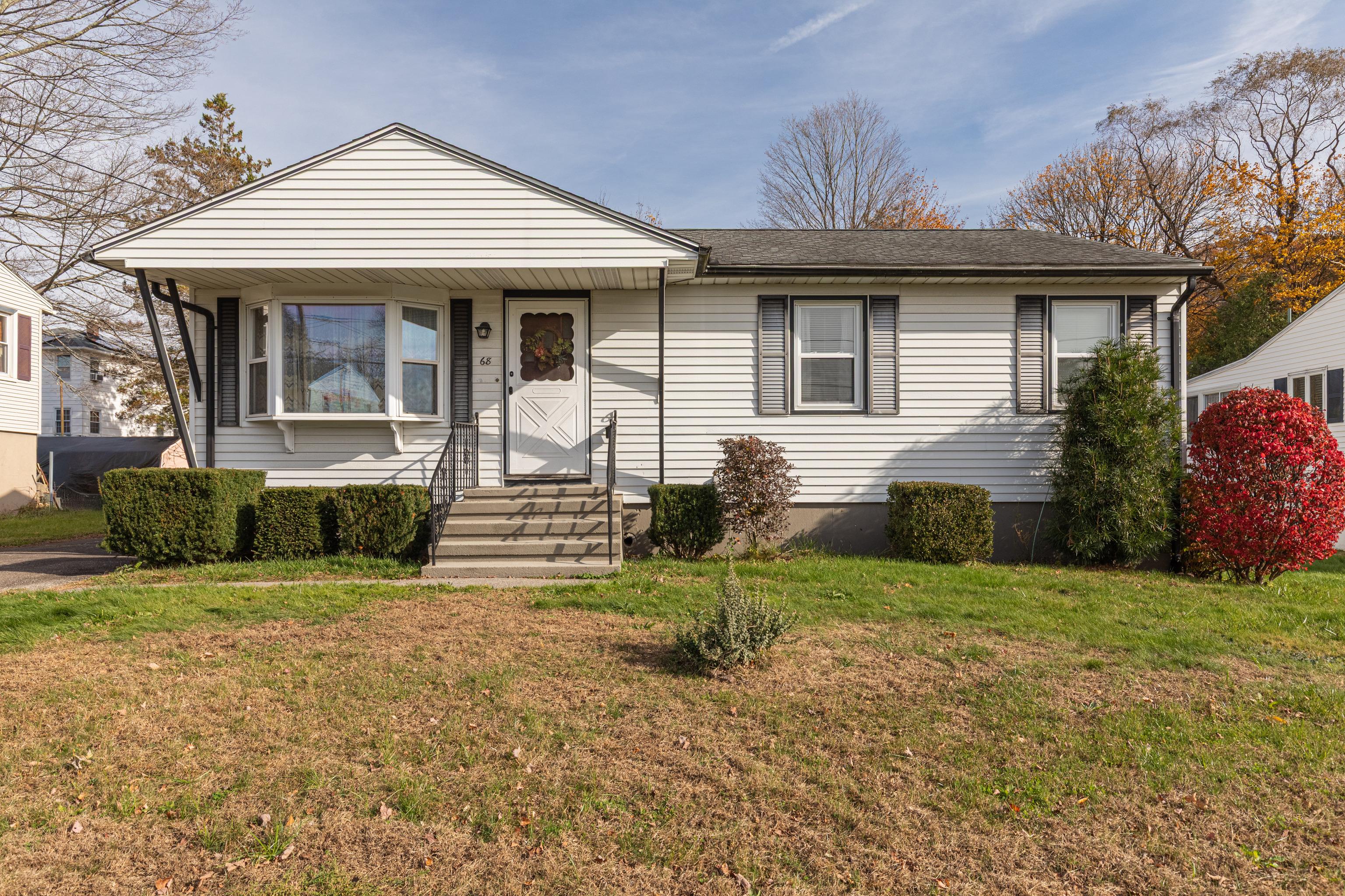 Valentino Dr, Waterbury, CT 06704